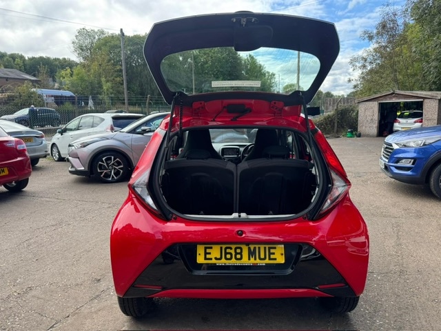 Used Toyota Aygo X 2018 for sale - 76082843: Photo 11