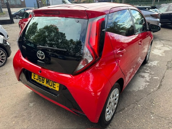 Used Toyota Aygo X 2018 for sale - 76082843: Photo 4