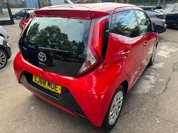 Used Toyota Aygo X 2018 for sale - 76082843: Photo
