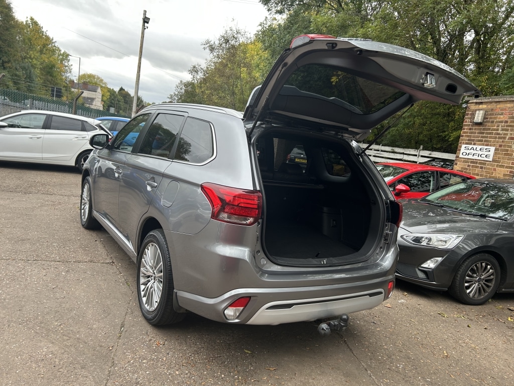 Used Mitsubishi Outlander 2020 for sale - 76187345: Photo 12