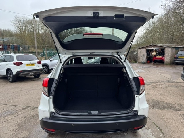 Used Honda HR-V 2018 for sale - 77777423: Photo 11