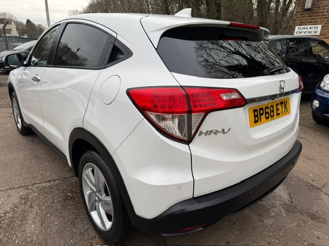 Used Honda HR-V 2018 for sale - 77777423: Photo 6