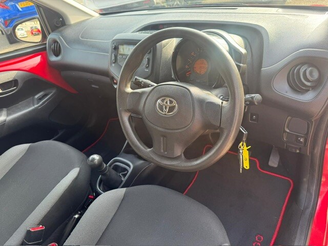 Used Toyota AYGO 2015 for sale - 77762243: Photo 15