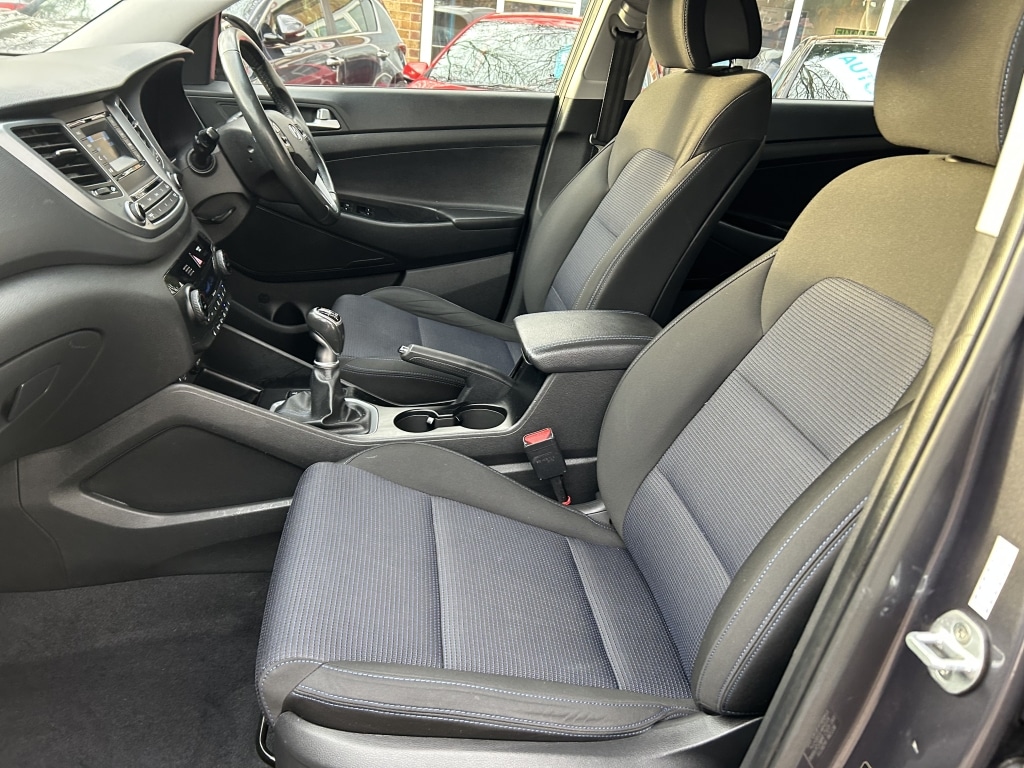 Used Hyundai TUCSON 2017 for sale - 76694712: Photo 10