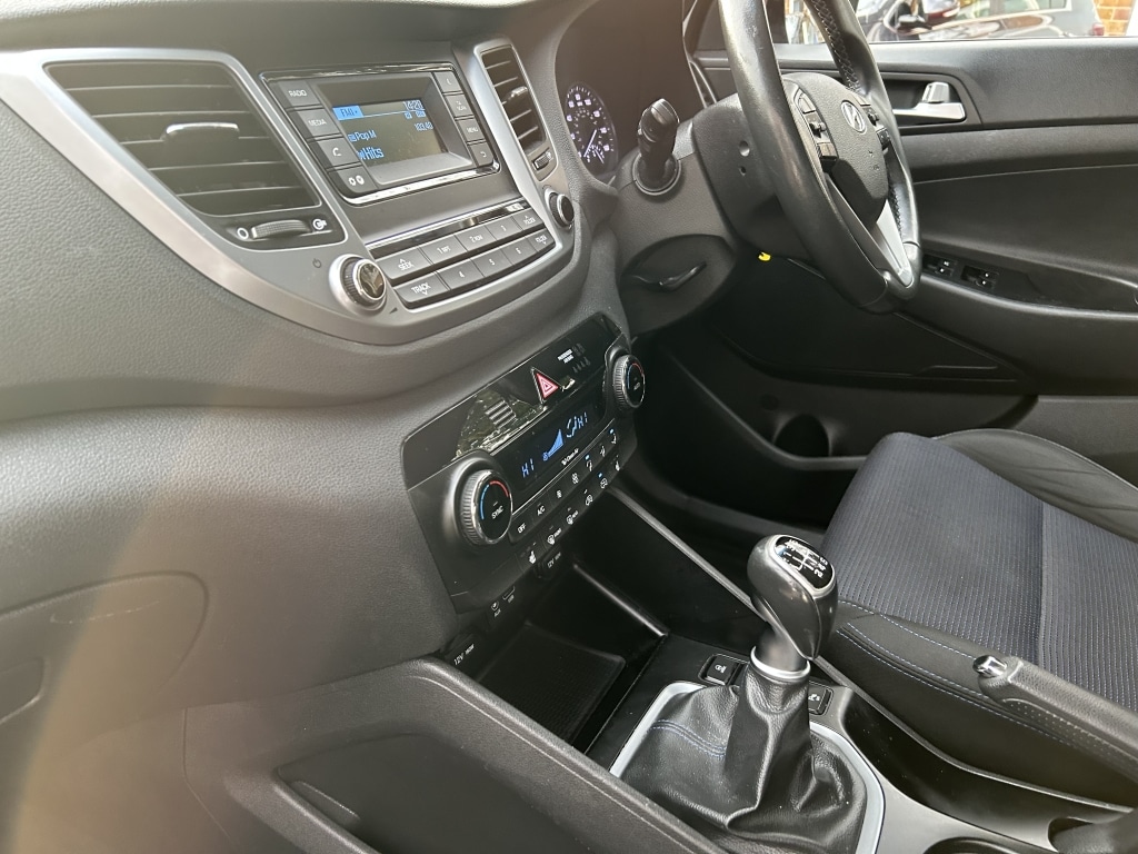 Used Hyundai TUCSON 2017 for sale - 76694712: Photo 12