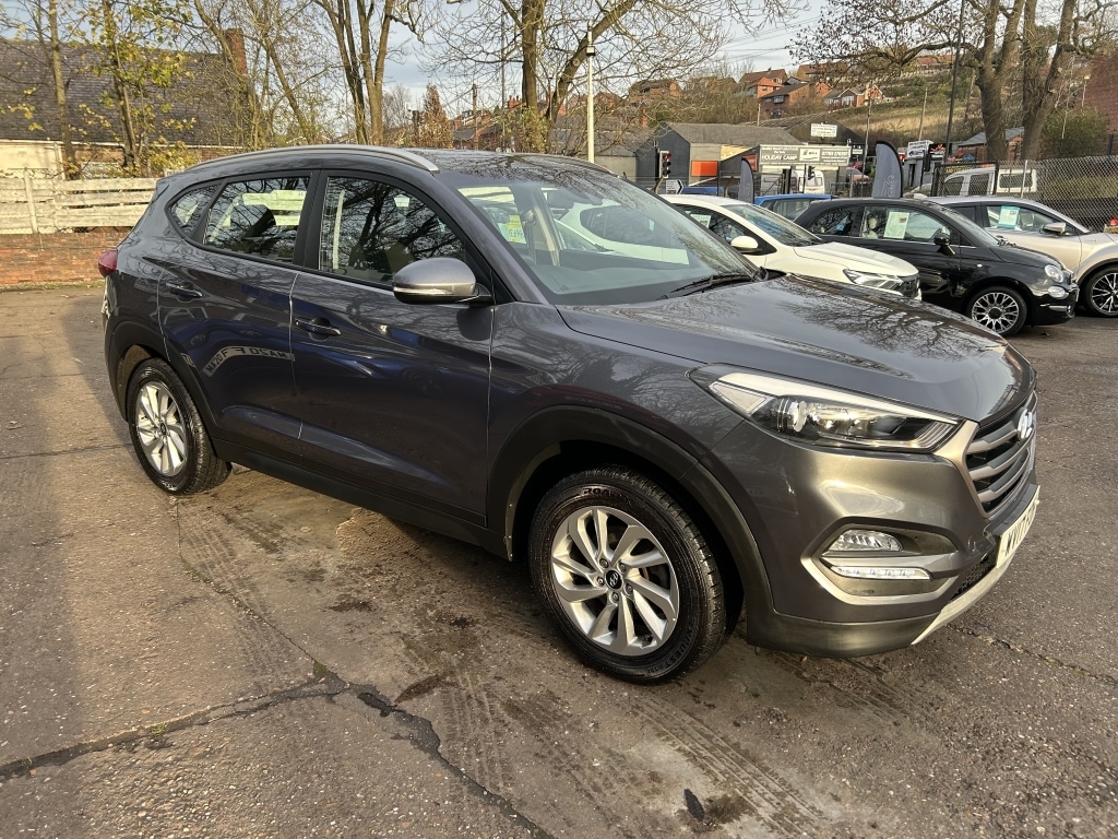 Used Hyundai TUCSON 2017 for sale - 76694712: Photo 2