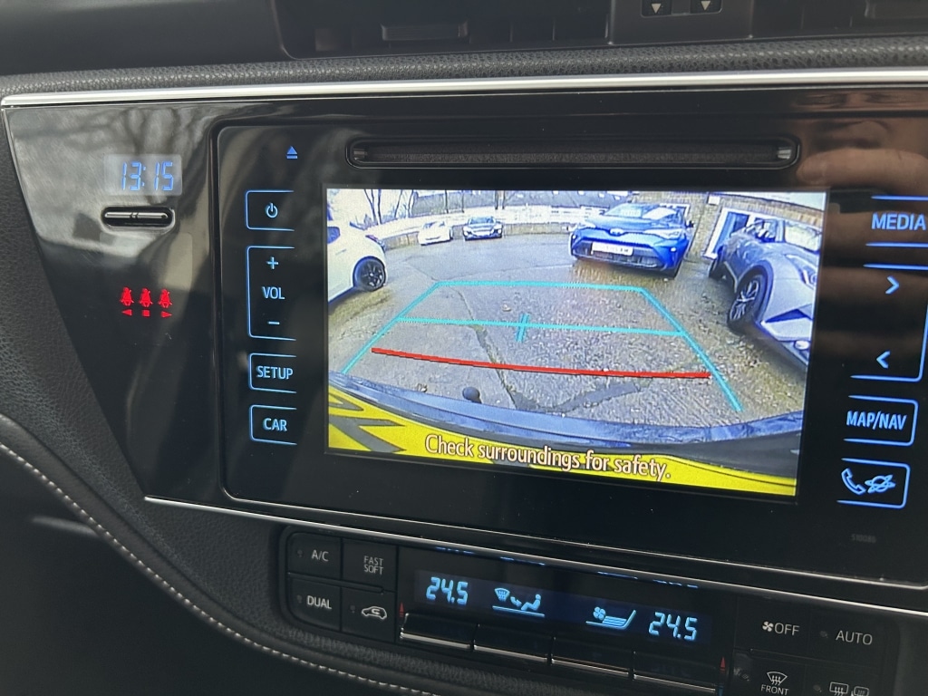 Used Toyota Auris 2016 for sale - 76639996: Photo 13