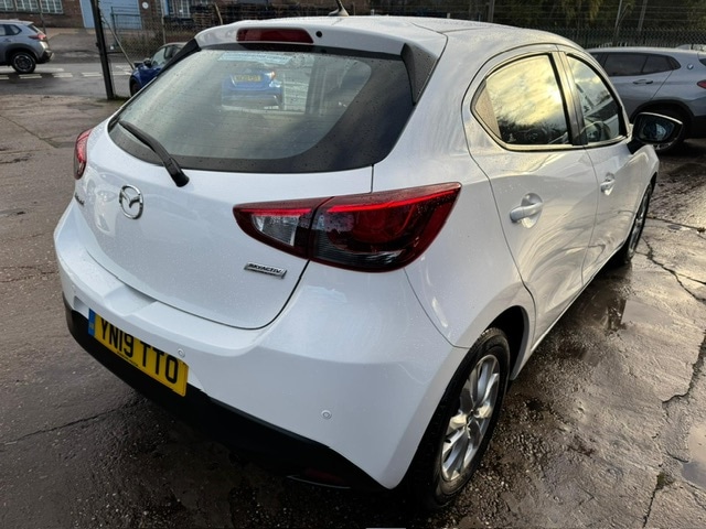 Used Mazda 2 2019 for sale - 76663842: Photo 4