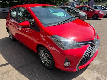 Used Toyota Yaris 2015 for sale - 78972311: Photo