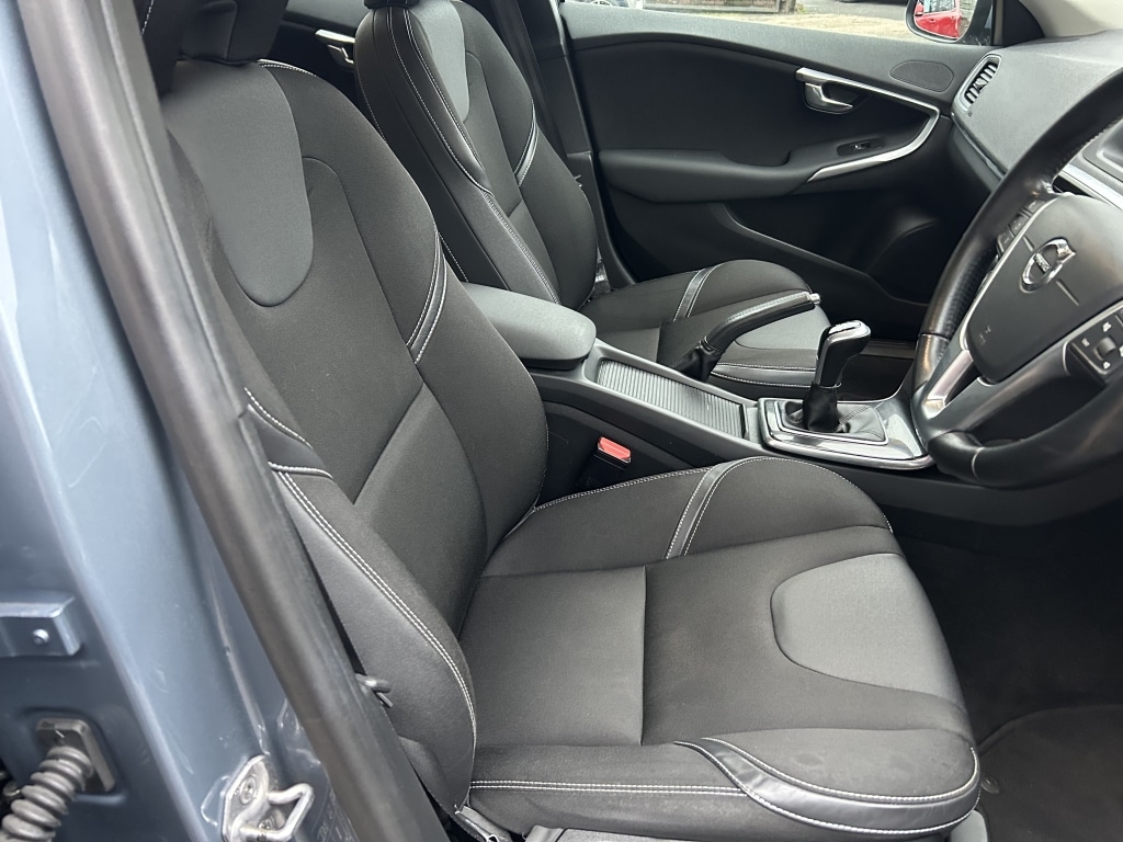 Used Volvo V40 2017 for sale - 77028297: Photo 15