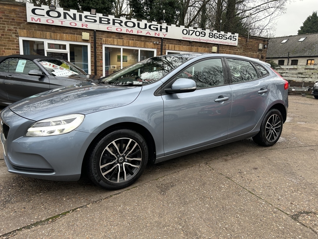 Used Volvo V40 2017 for sale - 77028297: Photo 6