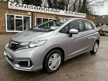 Used Honda Jazz 2018 for sale - 76947628: Photo