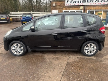 Used Honda Jazz 2012 for sale - 77325435: Photo