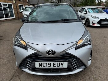 Used Toyota Yaris 2019 for sale - 78369595: Photo