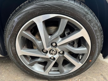 Used Toyota Yaris 2019 for sale - 78369595: Photo