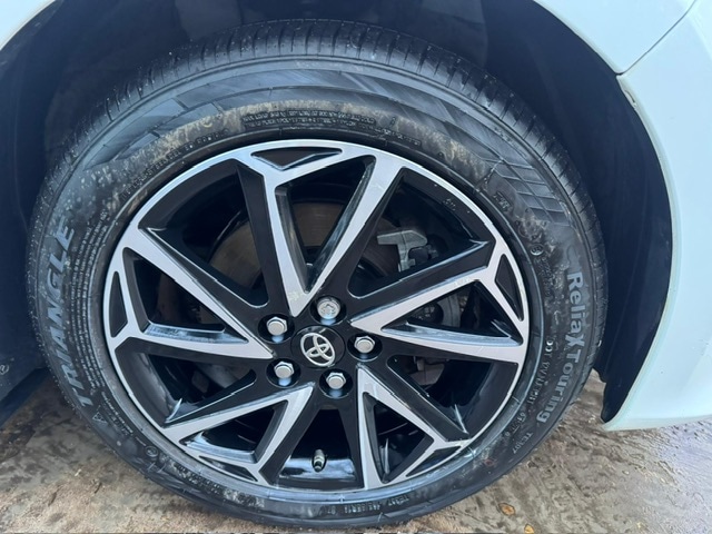 Used Toyota Yaris 2021 for sale - 77196755: Photo 2