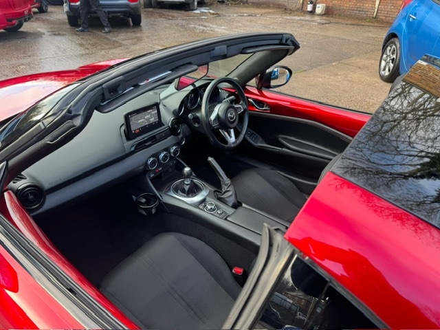 Used Mazda MX-5 2018 for sale - 76795089: Photo 8