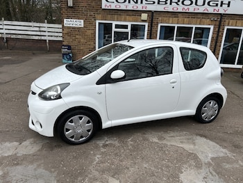 Used Toyota AYGO 2013 for sale - 77833194: Photo