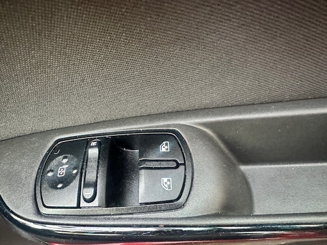 Used Vauxhall Corsa 2016 for sale - 76369438: Photo 7