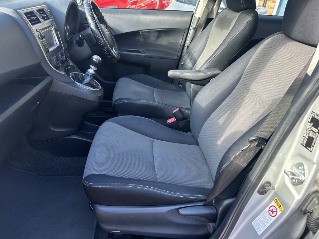 Used Toyota Verso 2013 for sale - 76518668: Photo 15