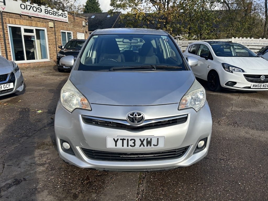 Used Toyota Verso 2013 for sale - 76518668: Photo 3