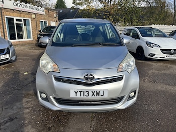 Used Toyota Verso 2013 for sale - 76518668: Photo