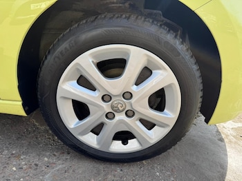 Used Vauxhall Viva 2017 for sale - 78108103: Photo