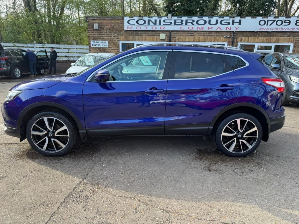 Used Nissan Qashqai 2017 for sale - 78112420: Photo 17