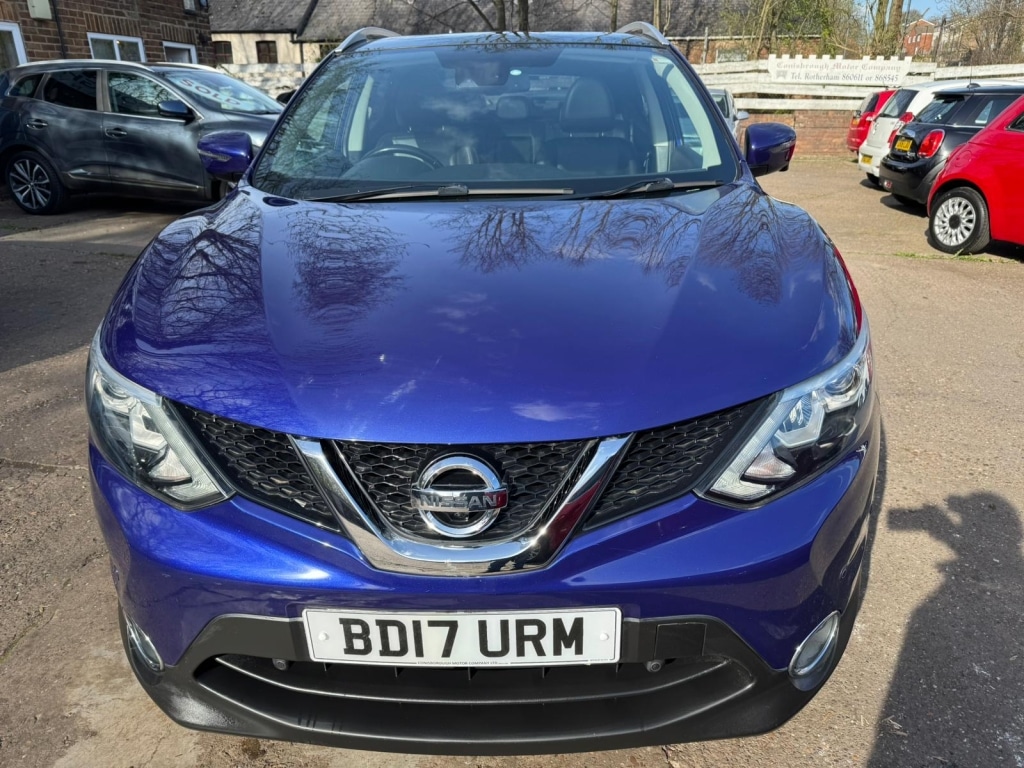 Used Nissan Qashqai 2017 for sale - 78112420: Photo 2