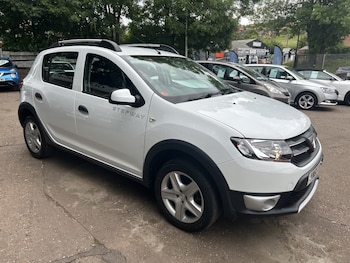 Used Dacia Sandero Stepway 2015 for sale - 78910004: Photo