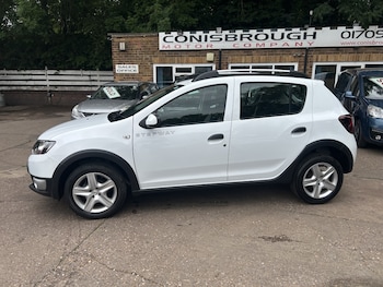 Used Dacia Sandero Stepway 2015 for sale - 78910004: Photo