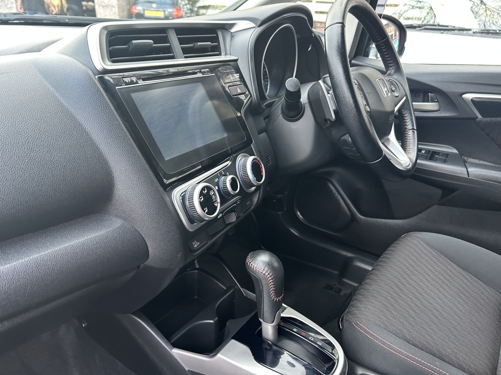 Used Honda Jazz 2018 for sale - 76566737: Photo 11