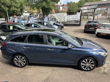 Used Hyundai i30 2018 for sale - 79596110: Photo