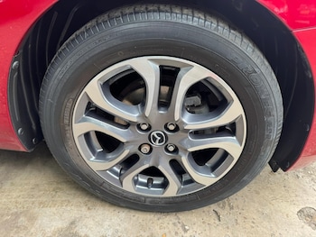 Used Mazda Mazda2 2018 for sale - 78821040: Photo