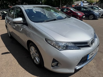 Used Toyota Auris 2014 for sale - 79297994: Photo