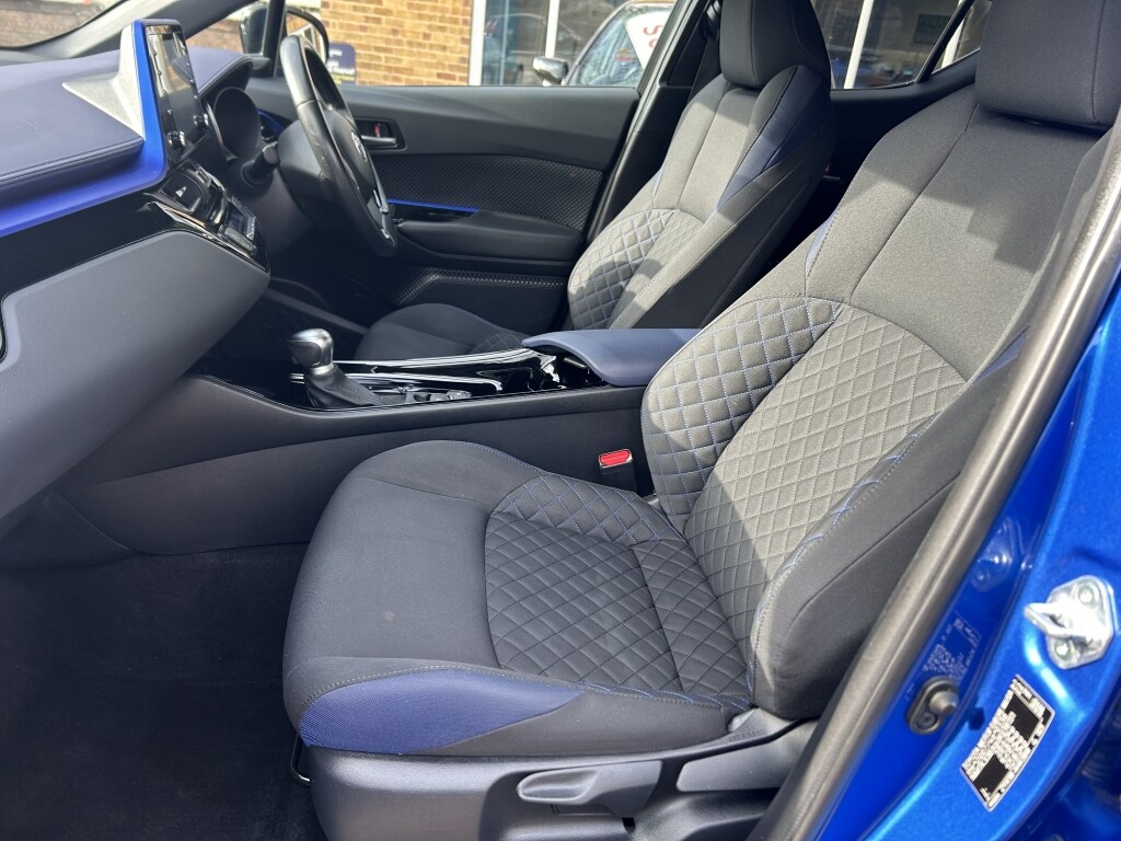 Used Toyota C-HR 2020 for sale - 77652411: Photo 14