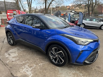 Used Toyota C-HR 2020 for sale - 77652411: Photo