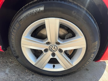 Used Volkswagen Golf 2017 for sale - 78343692: Photo