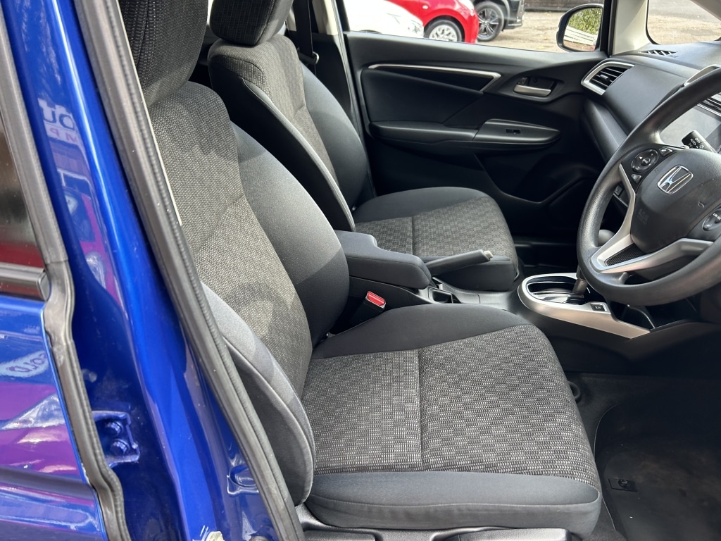 Used Honda Jazz 2016 for sale - 76383452: Photo 13