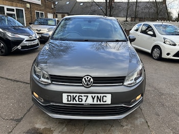 Used Volkswagen Polo 2017 for sale - 77777429: Photo