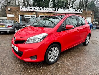 Used Toyota Yaris 2013 for sale - 77247714: Photo