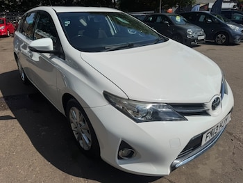 Used Toyota Auris 2013 for sale - 79419478: Photo