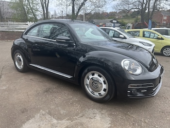 Used Volkswagen Beetle 2018 for sale - 78238789: Photo