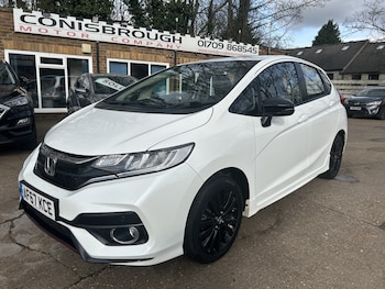 Used Honda Jazz 2018 for sale - 77643990: Photo