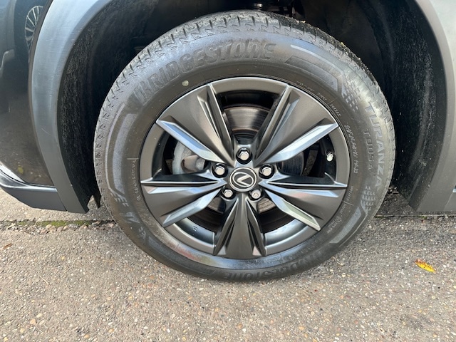 Used Lexus UX 2021 for sale - 76359032: Photo 2