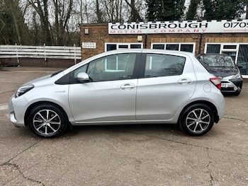 Used Toyota Yaris 2017 for sale - 77762251: Photo