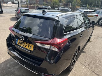 Used Toyota Auris 2018 for sale - 79515339: Photo