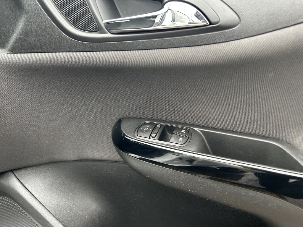 Used Vauxhall Corsa 2018 for sale - 76947629: Photo 13