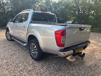 Used Nissan Navara 2018 for sale - 79111081: Photo