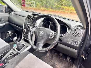 Used Suzuki Grand Vitara 2009 for sale - 75779728: Photo